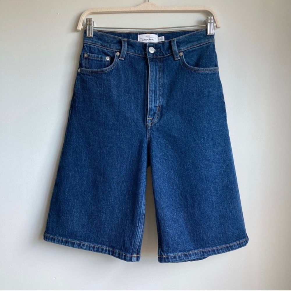 & Other Stories  Denim Short Size 4